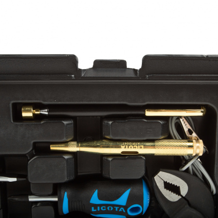 Набор инструментов 1/4" и 1/2" 6 гр. 143 предмета в кейсе (ALK-8009F)