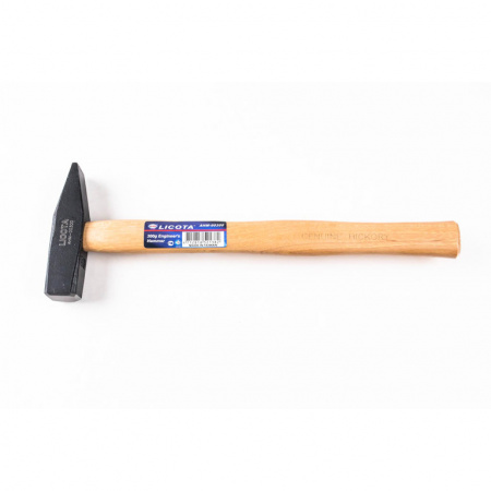 Молоток с ручкой из дерева гикори 800 г (AHM-00800)